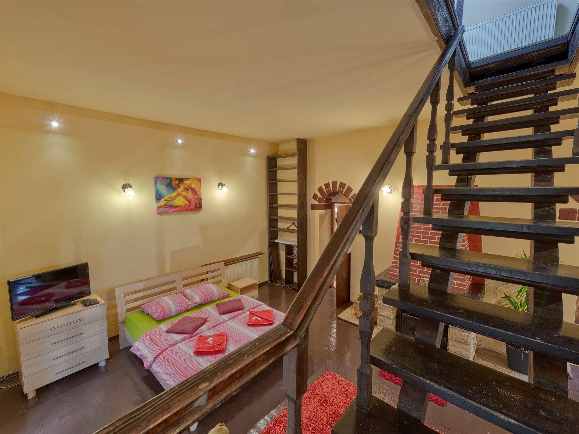 Apartments Princess Krasków Εξωτερικό φωτογραφία